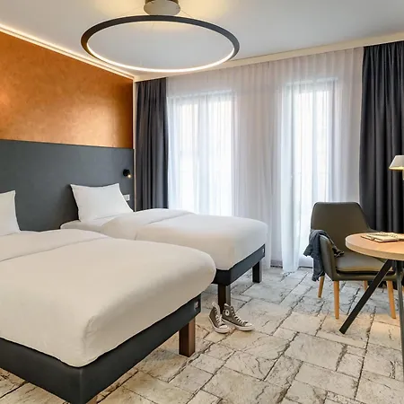 Ibis Styles Hotell 3*