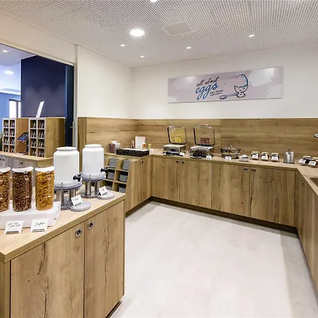 ホテル Ibis Styles 3*