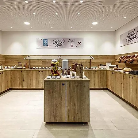 Ibis Styles 3*